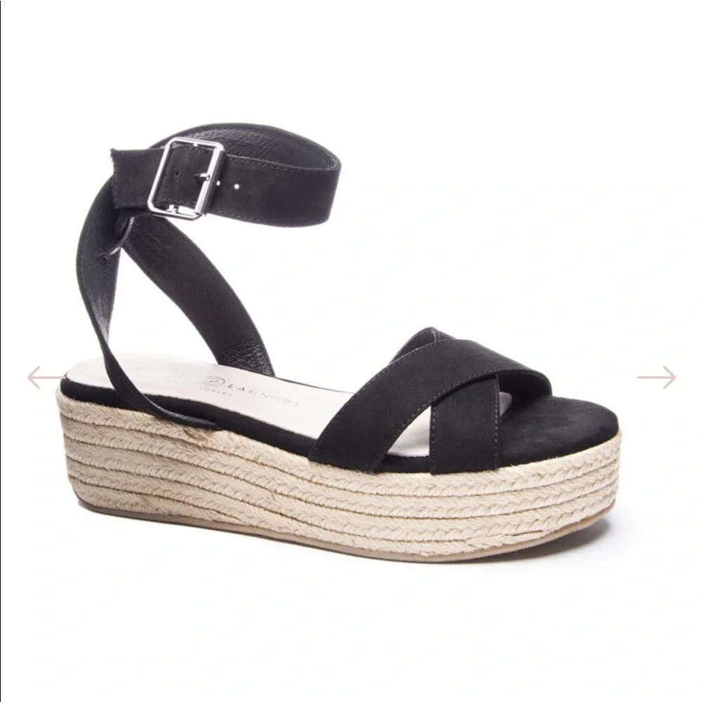CHINESE LAUNDRY *Zala* black micro suede tan platform sandals 8.5